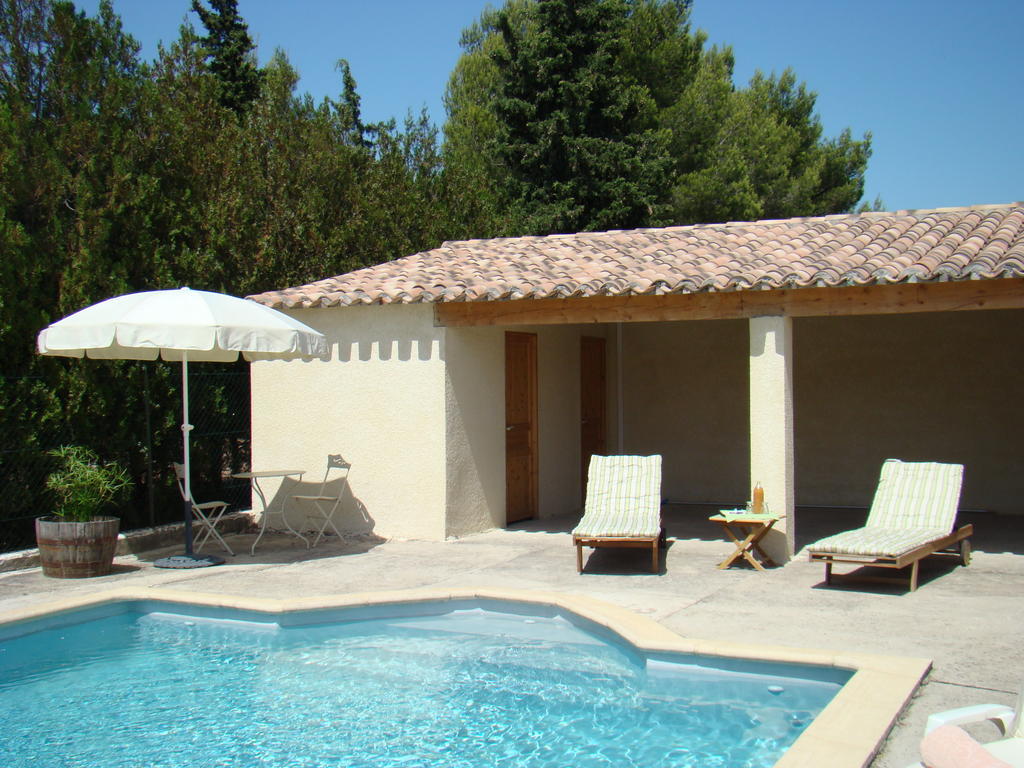 B&B L'Oustalet De Sylvie Villeneuve-lès-Avignon Exterior foto
