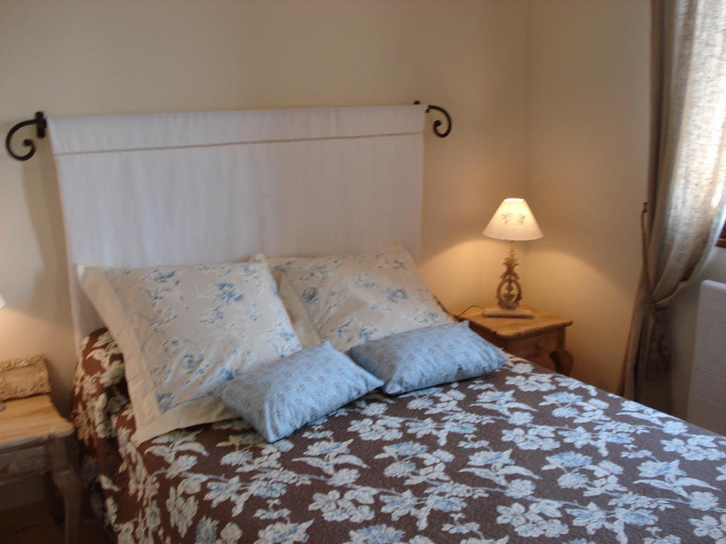 B&B L'Oustalet De Sylvie Villeneuve-lès-Avignon Quarto foto